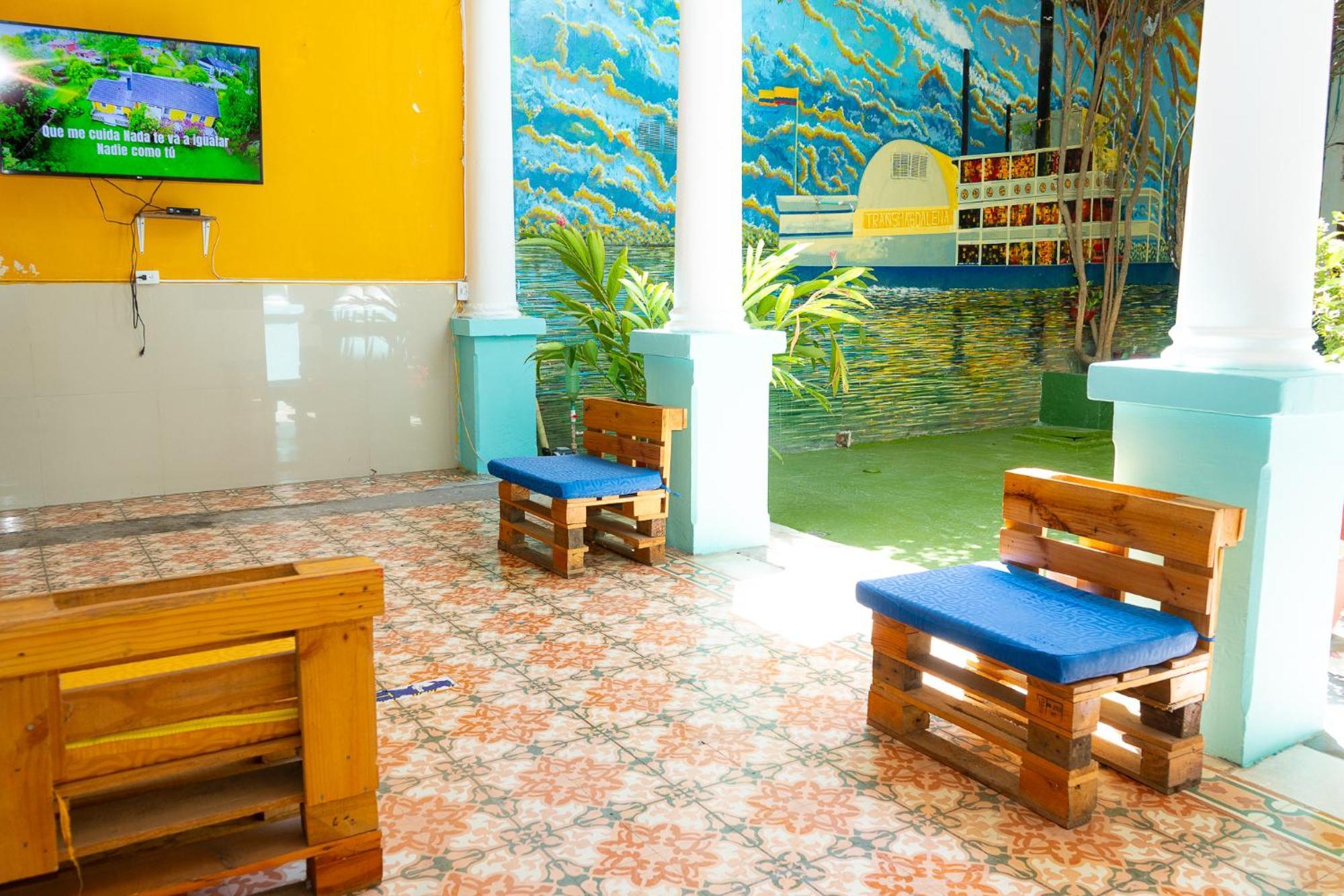 Maranatha Hostal Santa Marta  Exterior photo